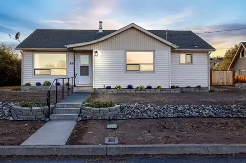 480 SW 1st St, Madras, OR 97741