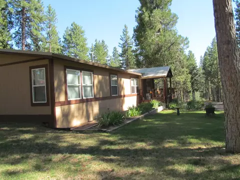 16725 Ponderosa Ln, Klamath Falls, OR 97601
