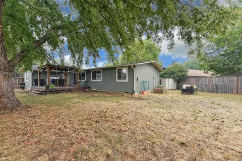 149 N Buchanan Ave, Eagle Point, OR 97524 photo 23