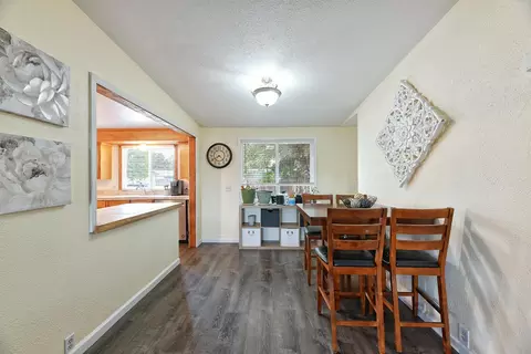 149 N Buchanan Ave, Eagle Point, OR 97524 photo 7