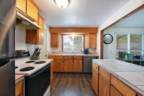 149 N Buchanan Ave, Eagle Point, OR 97524 photo 10