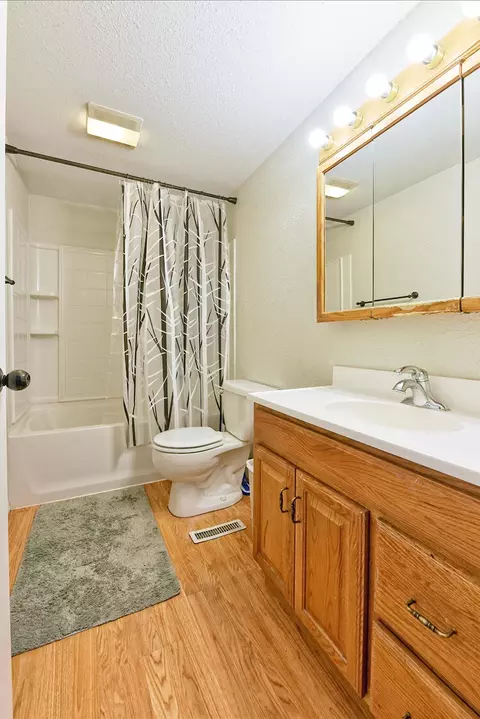 149 N Buchanan Ave, Eagle Point, OR 97524 photo 17