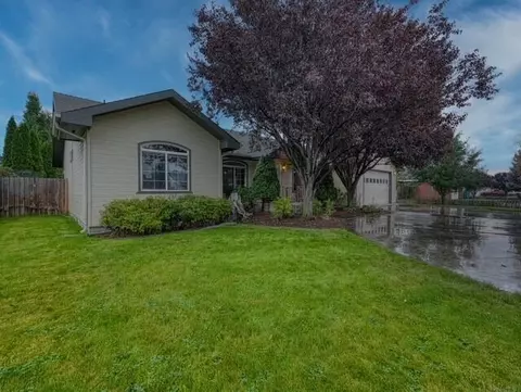 3121 Barnes Way, Klamath Falls, OR 97603