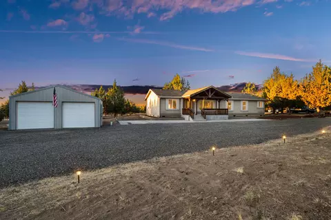 3633 SE Tillamook Loop, Prineville, OR 97754
