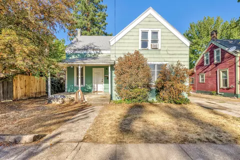 513 Beatty St, Medford, OR 97501