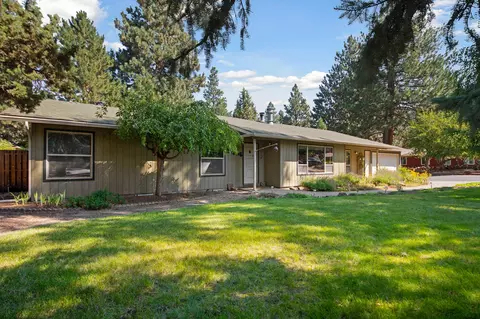 21036 Pinehaven Ave, Bend, OR 97702 photo 2