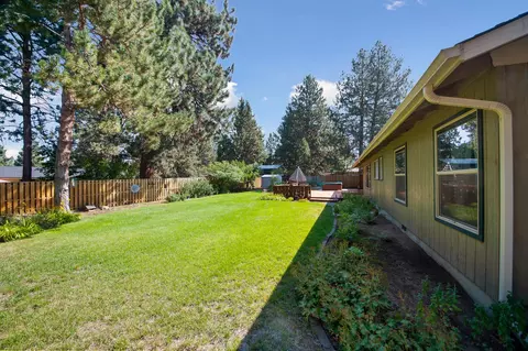 21036 Pinehaven Ave, Bend, OR 97702 photo 49