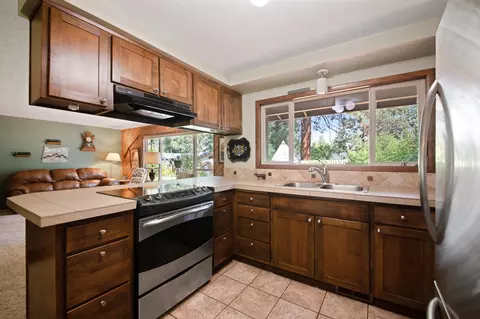 21036 Pinehaven Ave, Bend, OR 97702 photo 21