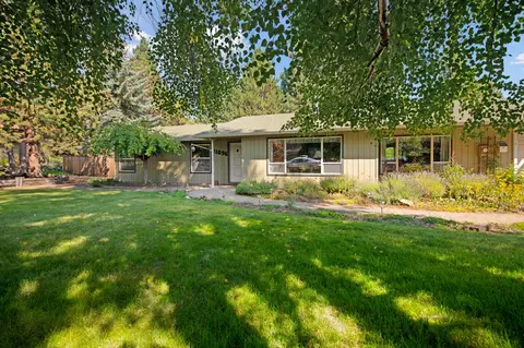 21036 Pinehaven Ave, Bend, OR 97702 photo 5