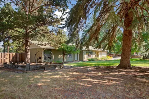 21036 Pinehaven Ave, Bend, OR 97702 photo 52