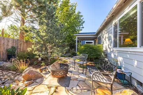1258 NE Hoover Loop, Bend, OR 97701 photo 31