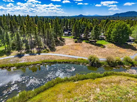 56934 Vista Ln #13, Sunriver, OR 97707