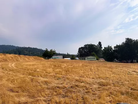 12132 Redwood Hwy, Wilderville, OR 97543