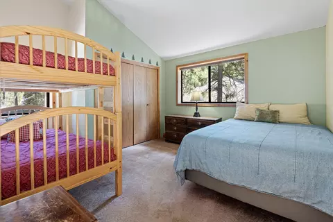 18154 Timber Ln, Sunriver, OR 97707 photo 17