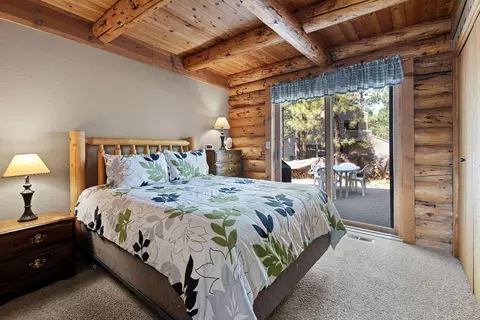 18154 Timber Ln, Sunriver, OR 97707 photo 11