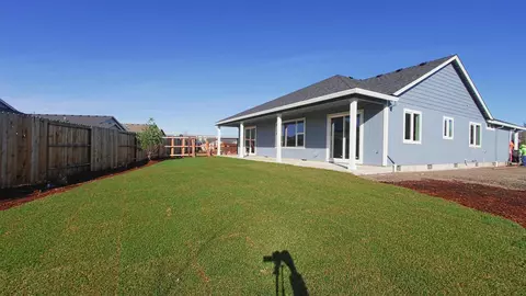 22 Birdie Dr, Eagle Point, OR 97524 photo 12