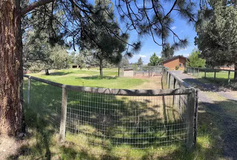 64960 Glacier View Dr, Bend, OR 97703 photo 31