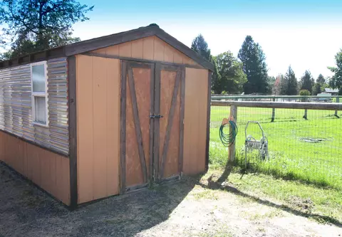 64960 Glacier View Dr, Bend, OR 97703 photo 46