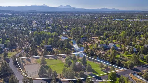 63385 Old Deschutes Rd, Bend, OR 97701