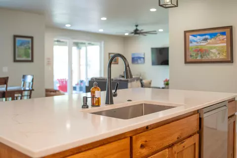 17110 Crane Dr, Bend, OR 97707 photo 9