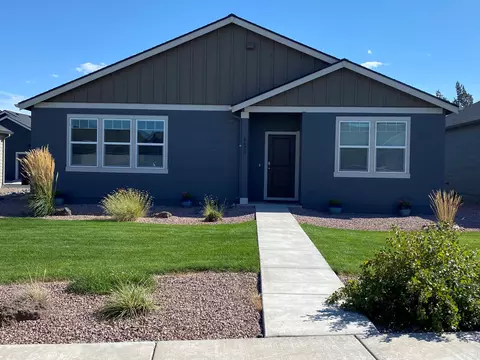 1420 NW Upas Pl, Redmond, OR 97756