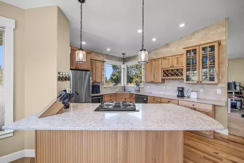 21320 View Ln, Bend, OR 97701 photo 18
