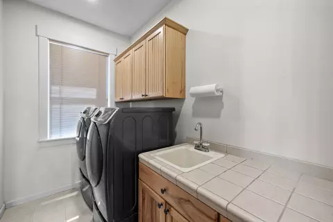 21320 View Ln, Bend, OR 97701 photo 36