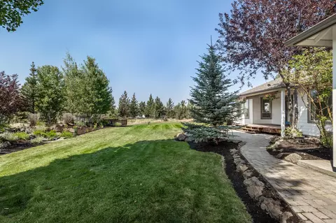 21320 View Ln, Bend, OR 97701 photo 7