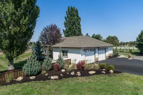 21320 View Ln, Bend, OR 97701 photo 4