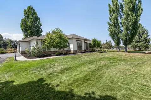 21320 View Ln, Bend, OR 97701 photo 5