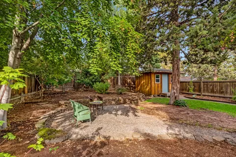 753 NE 9th St, Bend, OR 97701 photo 23