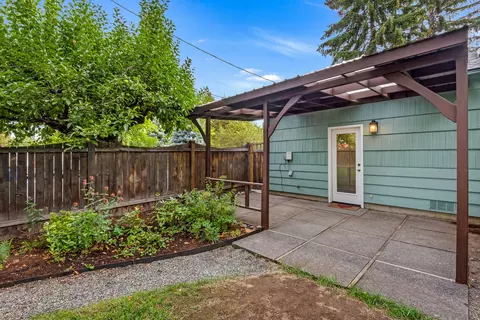 753 NE 9th St, Bend, OR 97701 photo 20