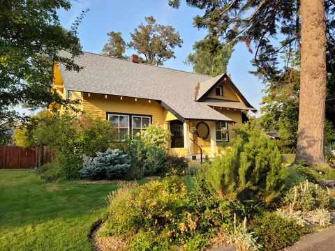 304 NW Hunter Pl, Bend, OR 97703