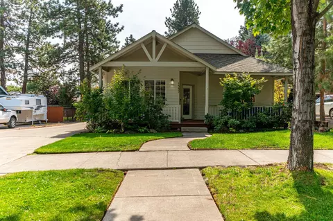 1557 NW Albany Ave, Bend, OR 97703