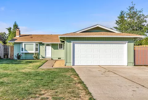 2983 Clearview Ave, Medford, OR 97501