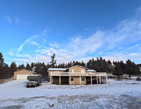 10815 SE Prairie Schooner Rd, Prineville, OR 97754
