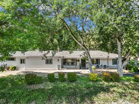 681 Sunrise Ave, Medford, OR 97504