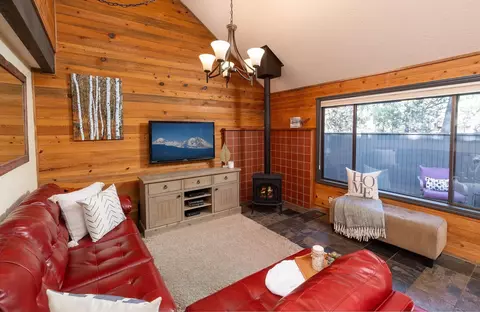 18076 Juniper Ln, Sunriver, OR 97707