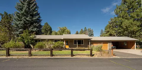 431 NE Mccartney Dr, Bend, OR 97701