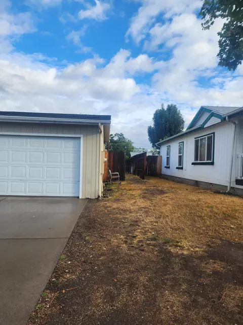91 Eagle View Dr, Eagle Point, OR 97524 photo 6