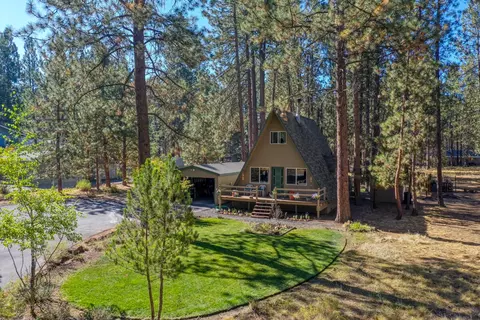 18785 Tuscarora Ln, Bend, OR 97702