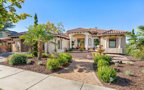 4270 Evening Ridge Ter, Medford, OR 97504