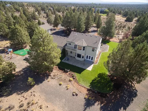60495 Dakota Trl, Bend, OR 97702 photo 25