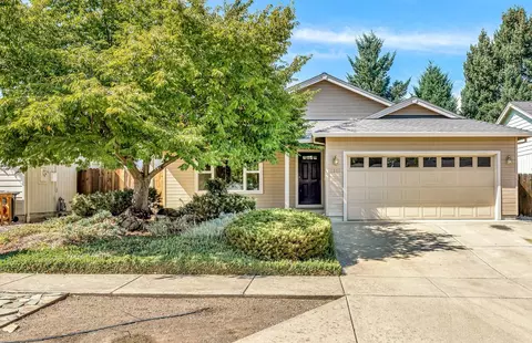 2338 Lillian St, Medford, OR 97501