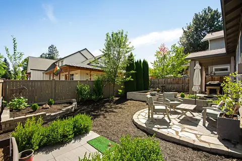 61426 SW Sunbrook Dr, Bend, OR 97702 photo 44