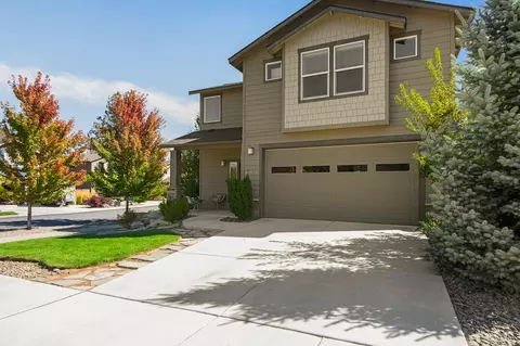 61426 SW Sunbrook Dr, Bend, OR 97702 photo 2