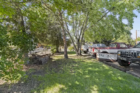 201 E Rapp Rd, Talent, OR 97540 photo 33