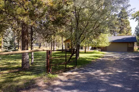 55616 Big River Dr, Bend, OR 97707 photo 22