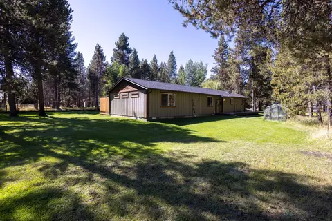 55616 Big River Dr, Bend, OR 97707 photo 24