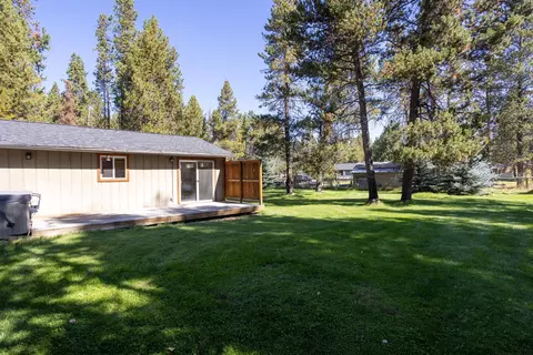55616 Big River Dr, Bend, OR 97707 photo 27